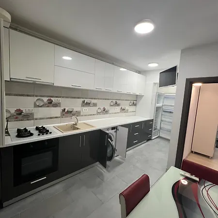 A Quiet Place 아파트